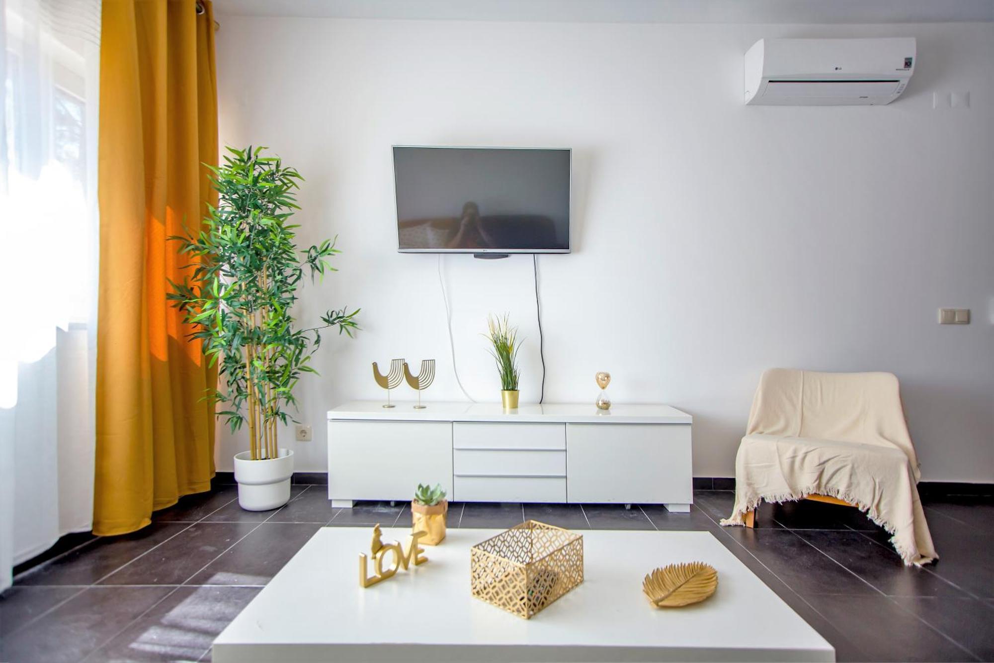 Secretview Apartment อัลบูเฟรา ภายนอก รูปภาพ